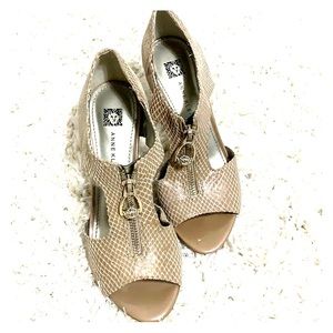 Anne Klein Open-toe heel